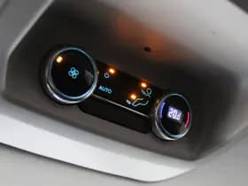 Ford Tourneo Custom PHEV L1H1 Sport thumbnail 37