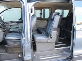 Ford Tourneo Custom PHEV L1H1 Sport thumbnail 13