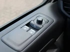 Ford Tourneo Custom PHEV L1H1 Sport thumbnail 18