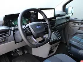 Ford Tourneo Custom PHEV L1H1 Sport thumbnail 4