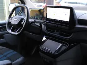 Ford Tourneo Custom PHEV L1H1 Sport thumbnail 6