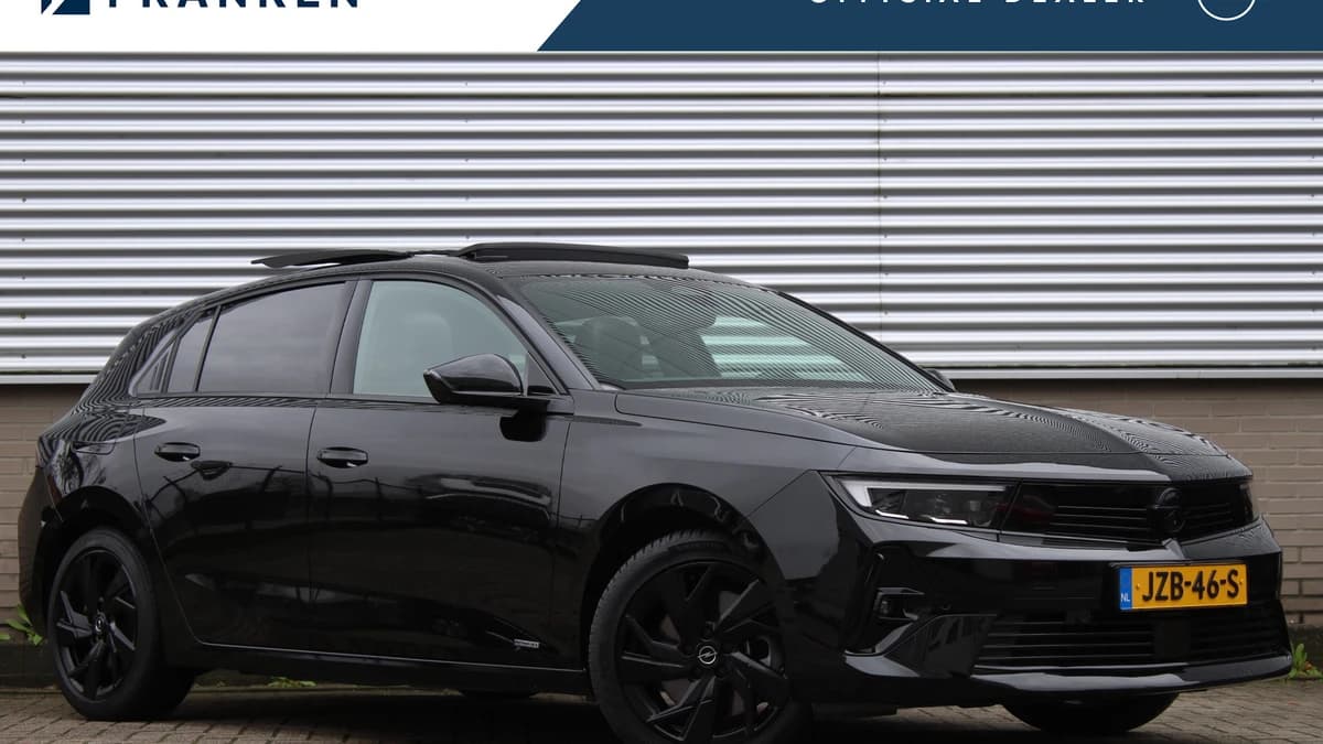 Opel Astra 1.6 Hybrid Ultimate — foto 1