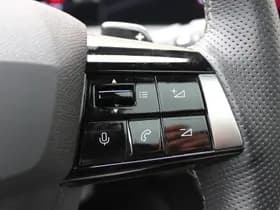 Opel Astra 1.6 Hybrid Ultimate thumbnail 11