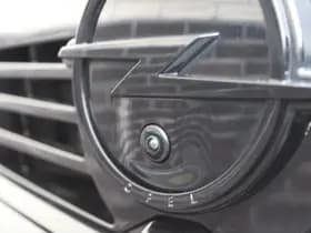 Opel Astra 1.6 Hybrid Ultimate thumbnail 17