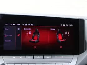 Opel Astra 1.6 Hybrid Ultimate thumbnail 18