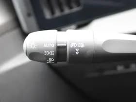 Opel Astra 1.6 Hybrid Ultimate thumbnail 25