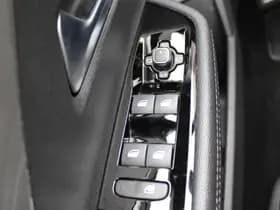 Opel Astra 1.6 Hybrid Ultimate thumbnail 29