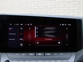 Opel Astra 1.6 Hybrid Ultimate thumbnail 44