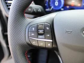 Ford Kuga 2.5 PHEV ST-Line thumbnail 9