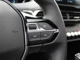 Peugeot 3008 1.6 HYbrid 225 GT thumbnail 8