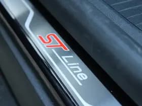 Ford Kuga 2.5 PHEV ST-Line X thumbnail 41