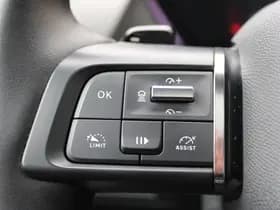 Citroën C5 X 1.6 Plug-in Hybrid 225 Shine thumbnail 8