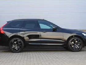 Volvo XC60 2.0 T6 PHEV Plus Black Edition thumbnail 2