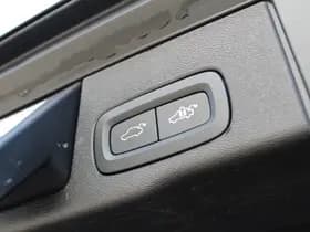 Volvo XC60 2.0 T6 PHEV Plus Black Edition thumbnail 33