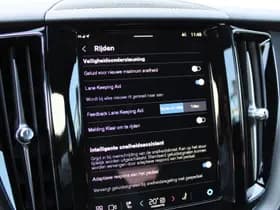 Volvo XC60 2.0 T6 PHEV Plus Black Edition thumbnail 40