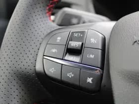 Ford Kuga 2.5 PHEV ST-Line thumbnail 8