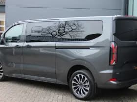 Ford Tourneo Custom PHEV L2H1 Titanium X thumbnail 3