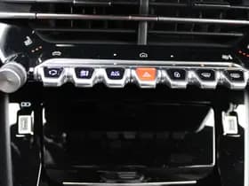 Peugeot 2008 1.2T Allure Pack thumbnail 22