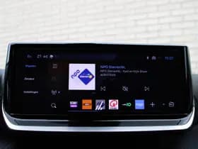 Peugeot 2008 1.2T Allure Pack thumbnail 29