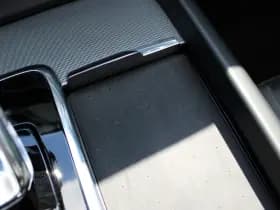 Volvo XC60 2.0 T8 Plug-in hybrid AWD Ultra Black Edition thumbnail 21