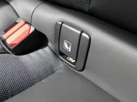 Volvo XC60 2.0 T8 Plug-in hybrid AWD Ultra Black Edition thumbnail 35