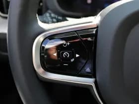 Volvo XC60 2.0 T8 Plug-in hybrid AWD Ultra Black Edition thumbnail 8