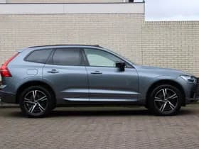 Volvo XC60 2.0 Recharge T6 AWD R-Design thumbnail 2