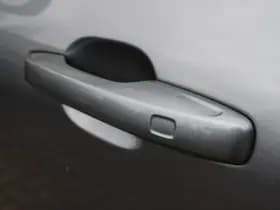 Volvo XC60 2.0 Recharge T6 AWD R-Design thumbnail 16