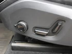 Volvo XC60 2.0 Recharge T6 AWD R-Design thumbnail 36