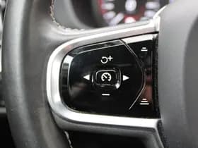 Volvo XC60 2.0 Recharge T6 AWD R-Design thumbnail 8