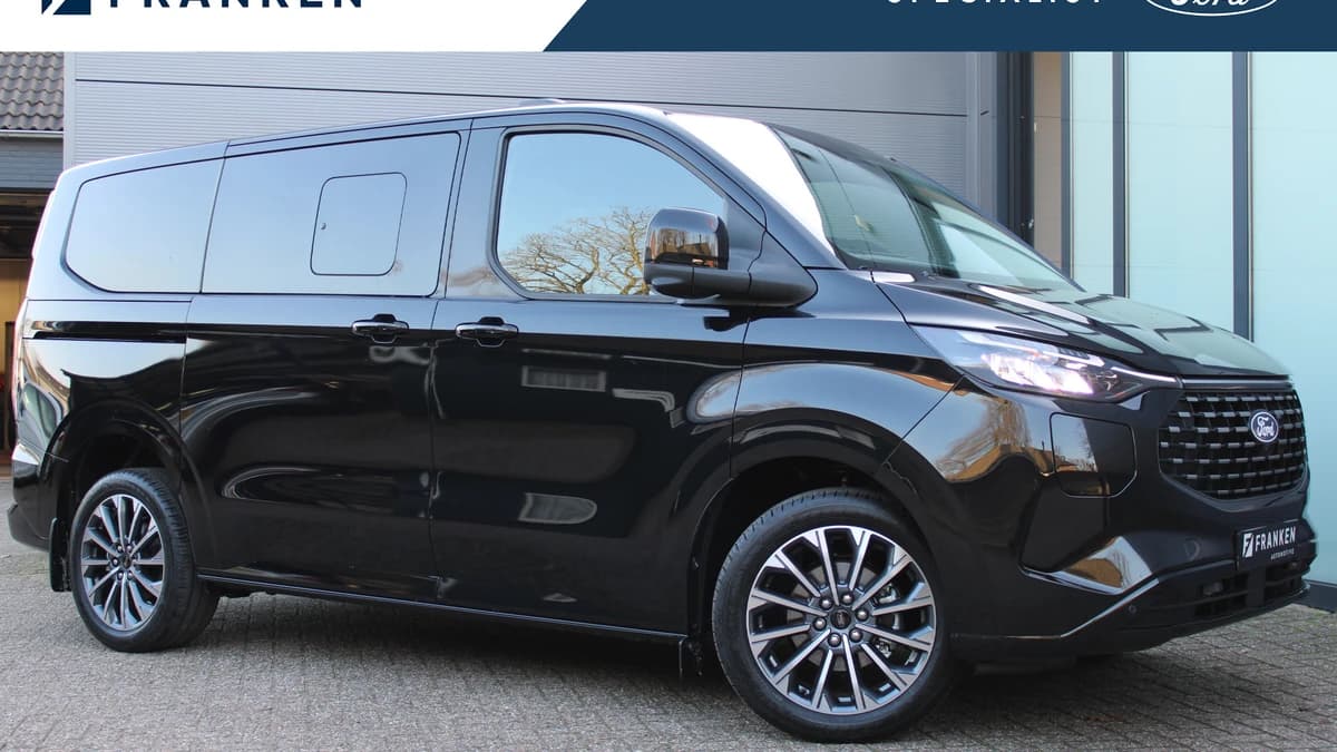Ford Tourneo Custom PHEV L1H1 Titanium X — foto 1