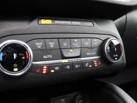 Ford Kuga 2.5 PHEV ST-Line thumbnail 13