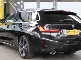 BMW 3 Serie Touring 330e thumbnail 3