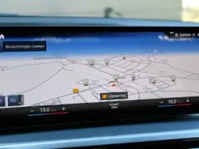 BMW 3 Serie Touring 330e thumbnail 27