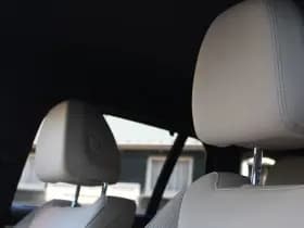 BMW 3 Serie Touring 330e thumbnail 10