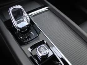 Volvo XC60 2.0 T8 Plug-in hybrid AWD Plus Black Edition thumbnail 30