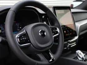 Volvo XC60 2.0 T8 Plug-in hybrid AWD Plus Black Edition thumbnail 4