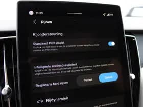 Volvo XC60 2.0 T8 Plug-in hybrid AWD Plus Black Edition thumbnail 45