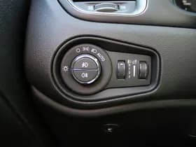 Jeep Renegade 4xe 190 Plug-in Hybrid S thumbnail 17