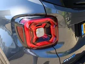 Jeep Renegade 4xe 190 Plug-in Hybrid S thumbnail 22