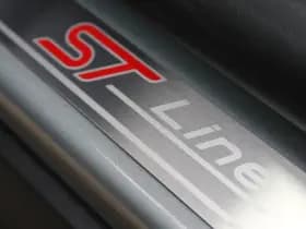 Ford Kuga 2.5 PHEV ST-Line X thumbnail 9