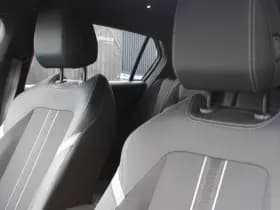 Opel Astra 1.6 Turbo Plug In Hybrid GS thumbnail 12