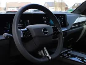 Opel Astra 1.6 Turbo Plug In Hybrid GS thumbnail 4