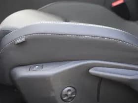 Opel Astra 1.6 Turbo Plug In Hybrid GS thumbnail 34