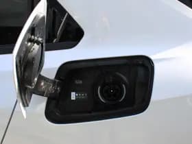 Opel Astra 1.6 Turbo Plug In Hybrid GS thumbnail 44