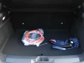 Opel Astra 1.6 Turbo Plug In Hybrid GS thumbnail 47