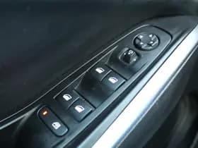 Opel Grandland 1.6 Turbo Plug-In Hybrid GS thumbnail 18