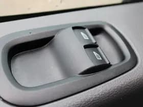 Ford Transit L2H2 170PK 330 Trend thumbnail 31