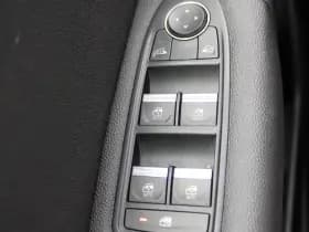 Renault Captur 1.0 TCe 90PK techno thumbnail 20