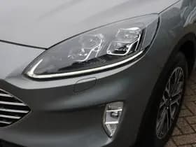 Ford Kuga 2.5 PHEV Titanium thumbnail 12